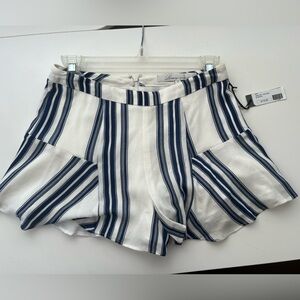 NWT Lovers and friends shorts